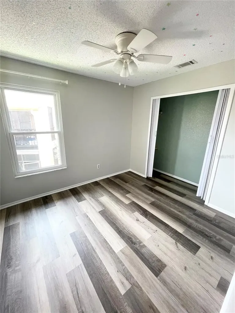 4854 S Semoran Boulevard Orlando FL 32822