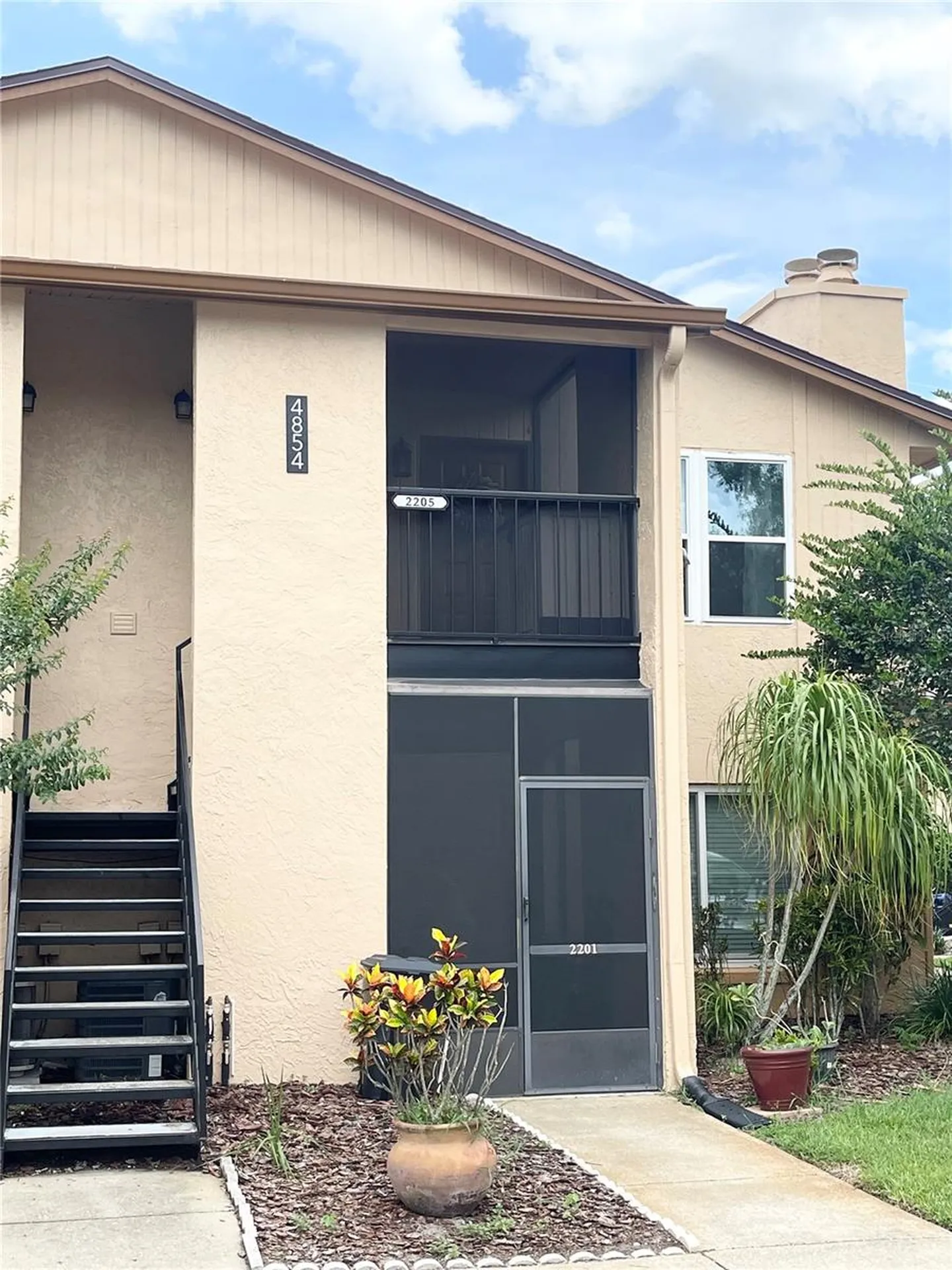 4854 S Semoran Boulevard Orlando FL 32822