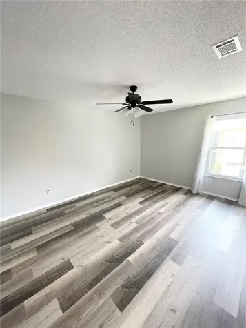 4854 S Semoran Boulevard Orlando FL 32822