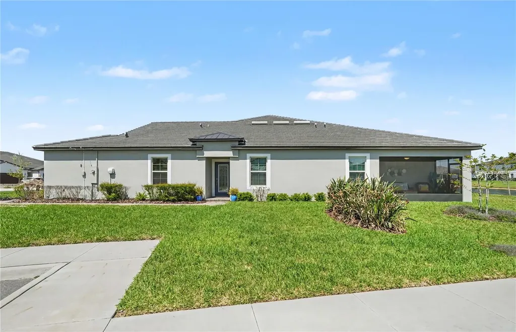 10231 Echo Dock Loop San Antonio FL 33576