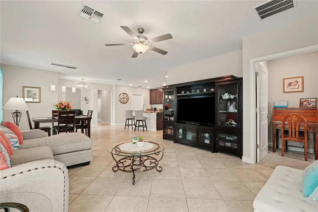 10231 Echo Dock Loop San Antonio FL 33576
