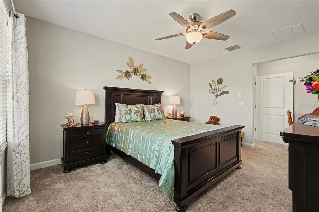 10231 Echo Dock Loop San Antonio FL 33576