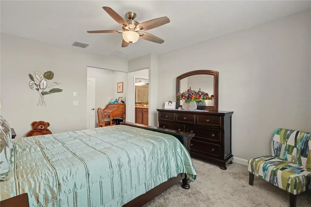 10231 Echo Dock Loop San Antonio FL 33576