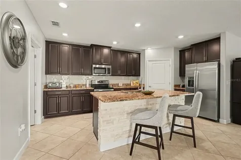 10231 Echo Dock Loop San Antonio FL 33576