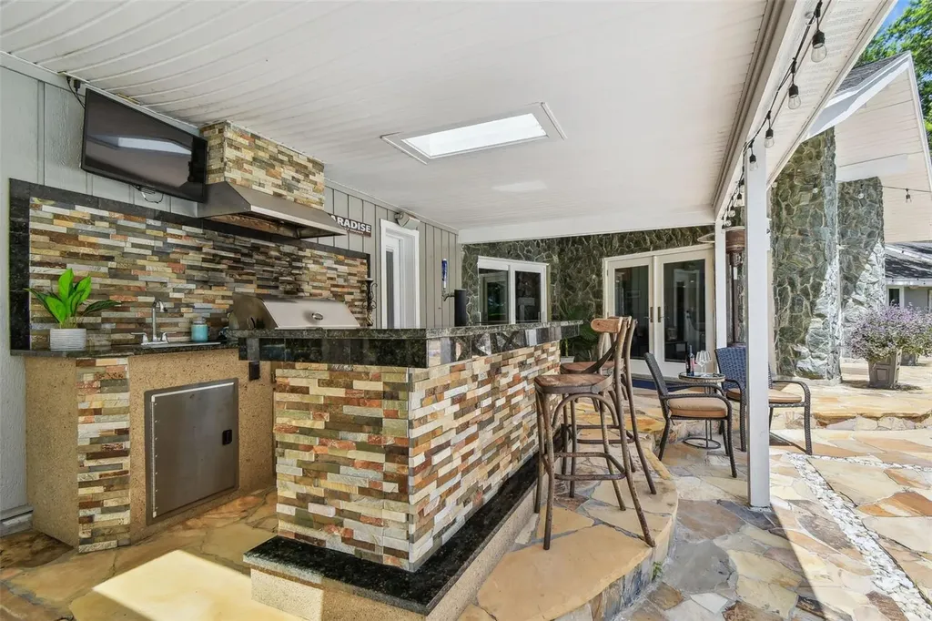 16205 Sentry Wood Court Odessa FL 33556