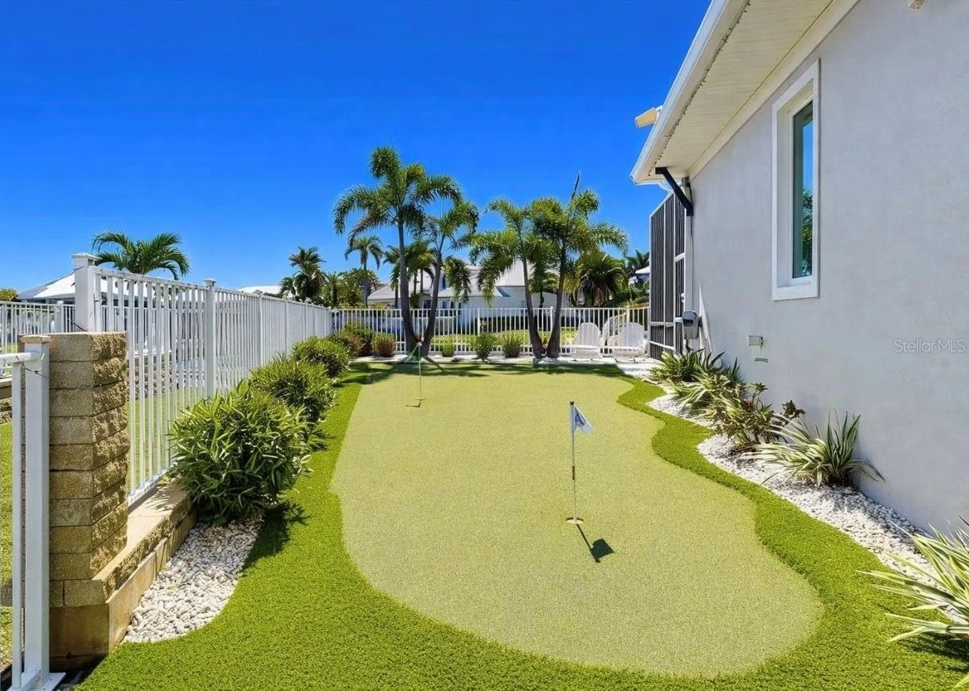 716 Pinckney Drive Apollo Beach FL 33572