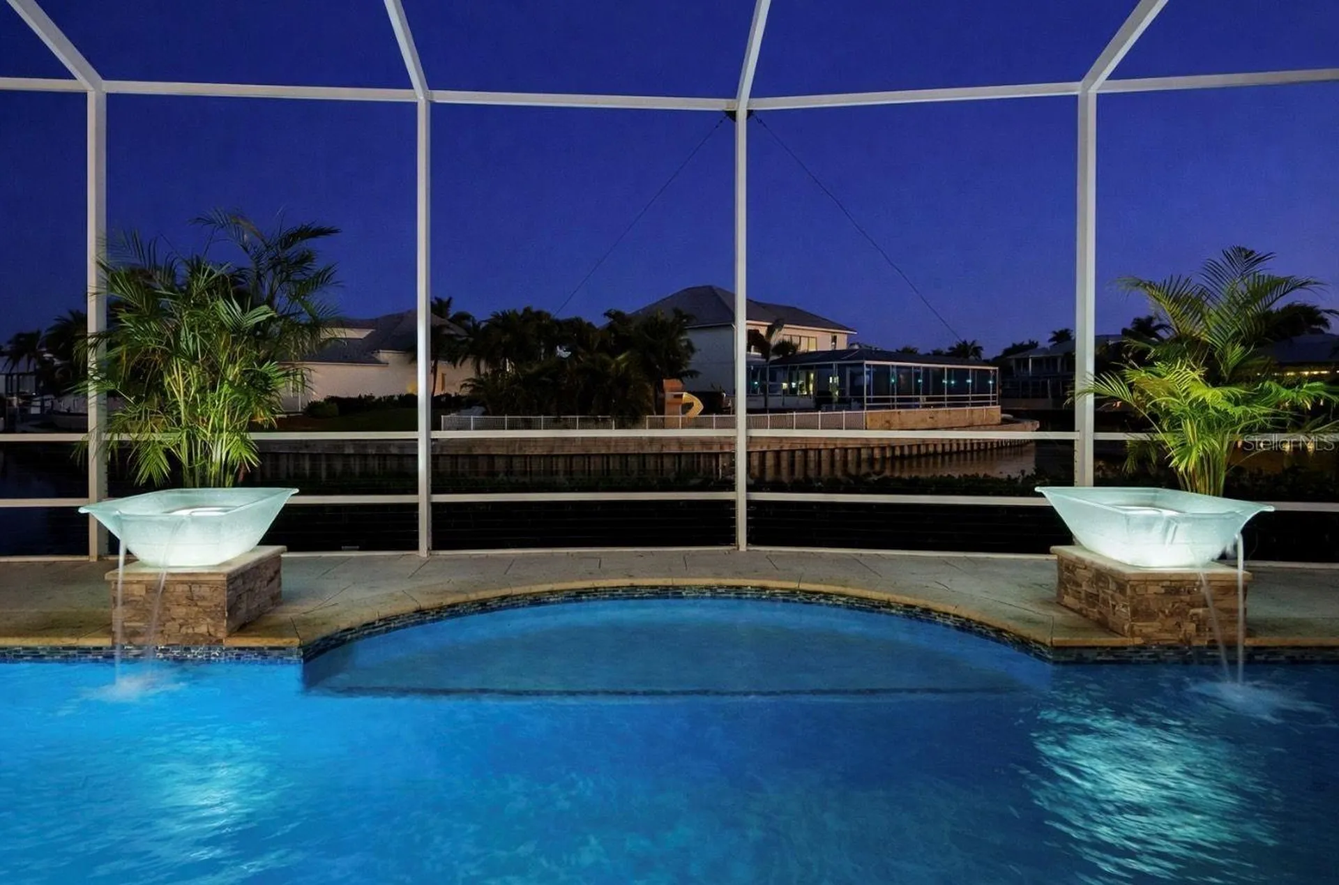 716 Pinckney Drive Apollo Beach FL 33572