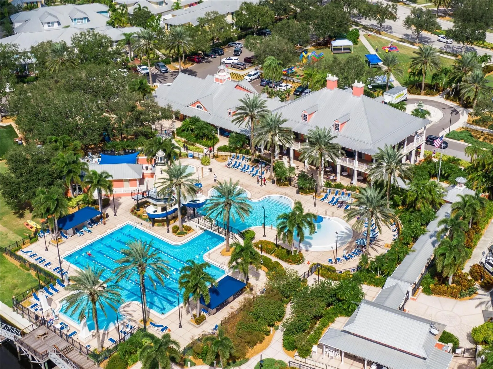 716 Pinckney Drive Apollo Beach FL 33572