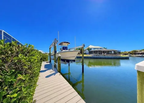 716 Pinckney Drive Apollo Beach FL 33572