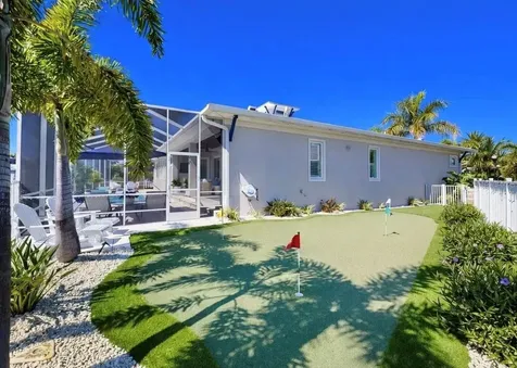 716 Pinckney Drive Apollo Beach FL 33572