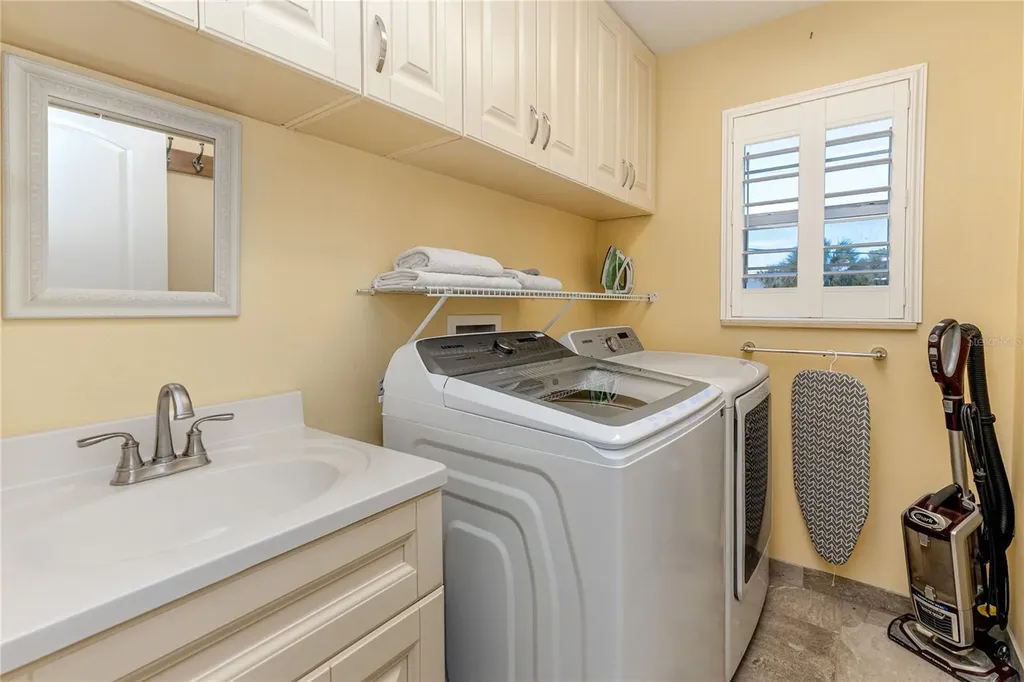 2601 Bay Boulevard Indian Rocks Beach FL 33785
