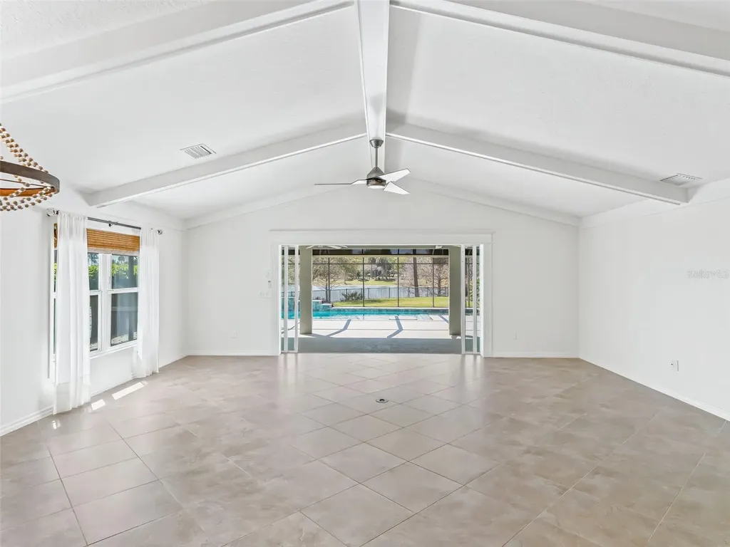 3776 E Torch Lake Drive The Villages FL 32163