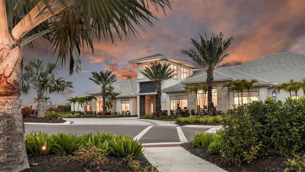 3887 Immacolata Way Wesley Chapel FL 33543