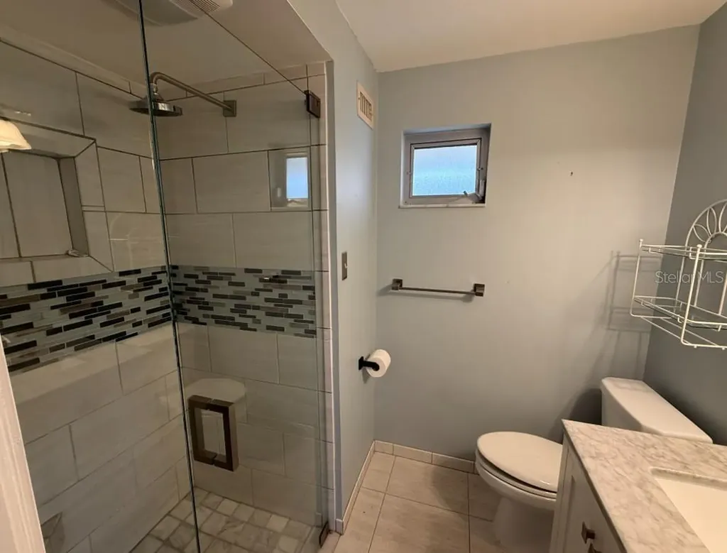 5835 Tidewood Avenue Sarasota FL 34231