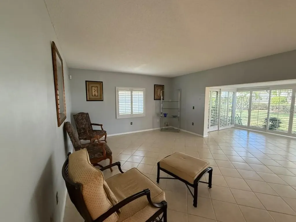 5835 Tidewood Avenue Sarasota FL 34231