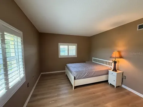5835 Tidewood Avenue Sarasota FL 34231