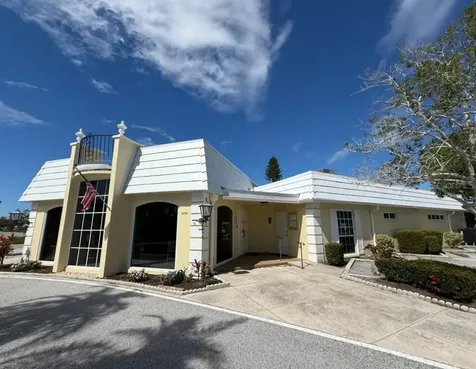 5835 Tidewood Avenue Sarasota FL 34231