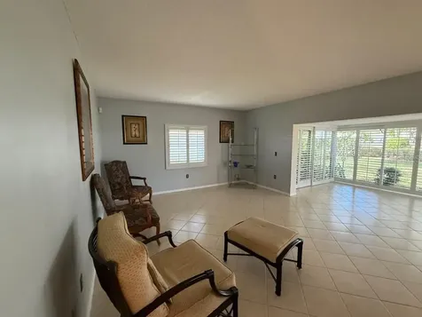 5835 Tidewood Avenue Sarasota FL 34231