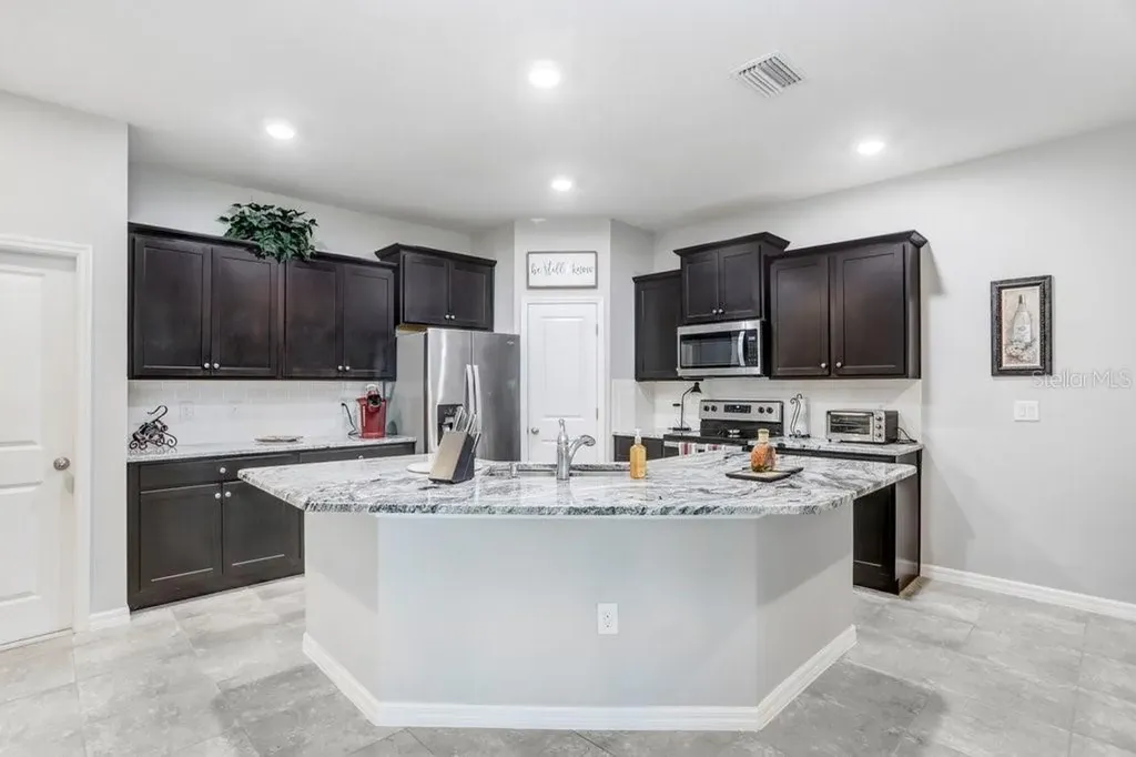 31411 Mango Fade Way San Antonio FL 33576