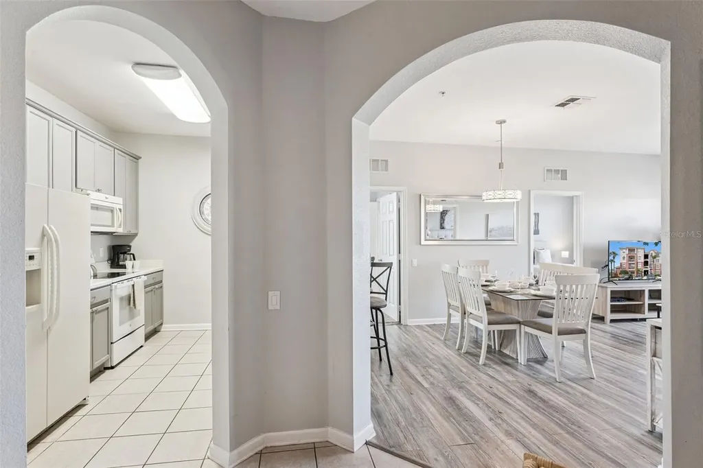 4862 Cayview Avenue Orlando FL 32819