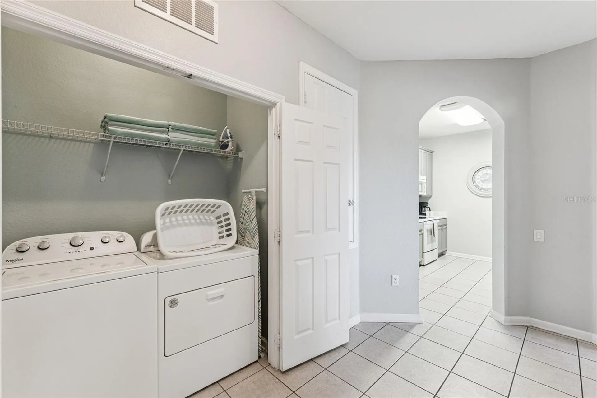 4862 Cayview Avenue Orlando FL 32819