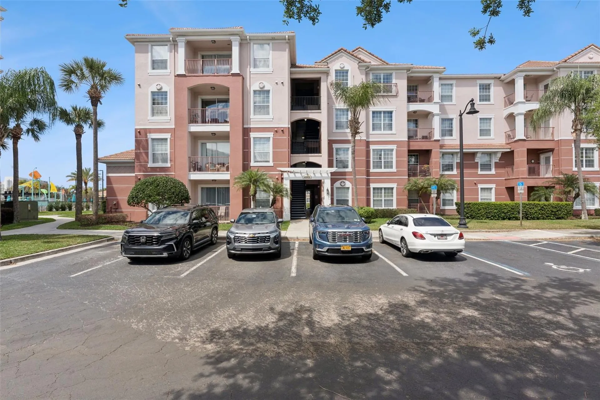 4862 Cayview Avenue Orlando FL 32819