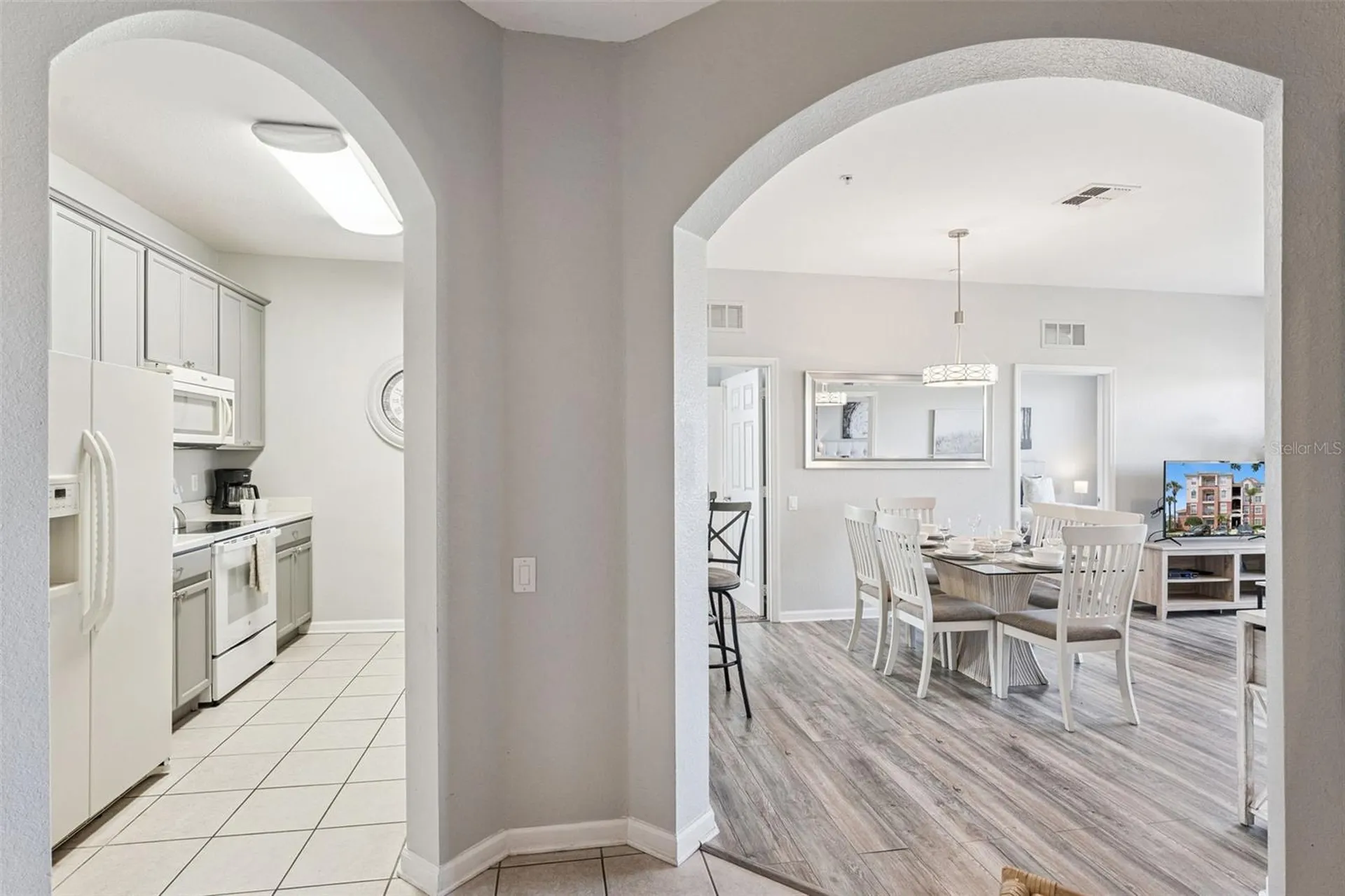 4862 Cayview Avenue Orlando FL 32819