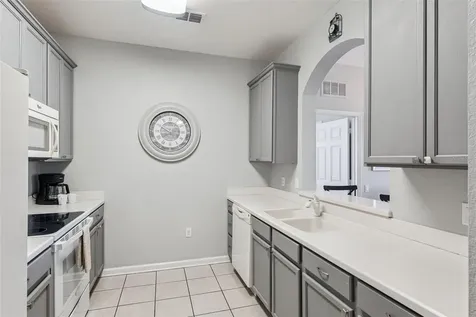4862 Cayview Avenue Orlando FL 32819