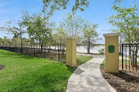 4862 Cayview Avenue Orlando FL 32819