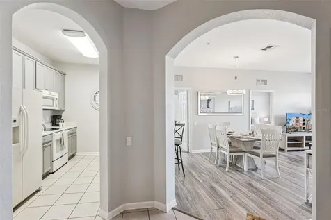 4862 Cayview Avenue Orlando FL 32819
