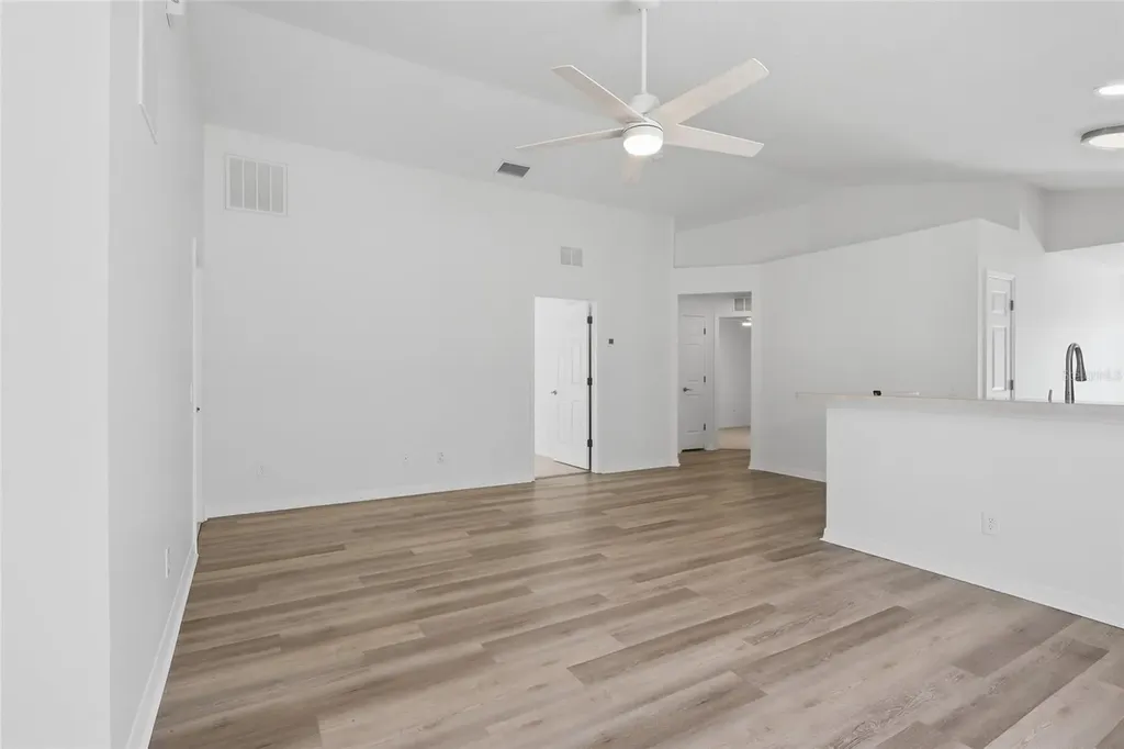 4548 White Bay Circle Wesley Chapel FL 33545