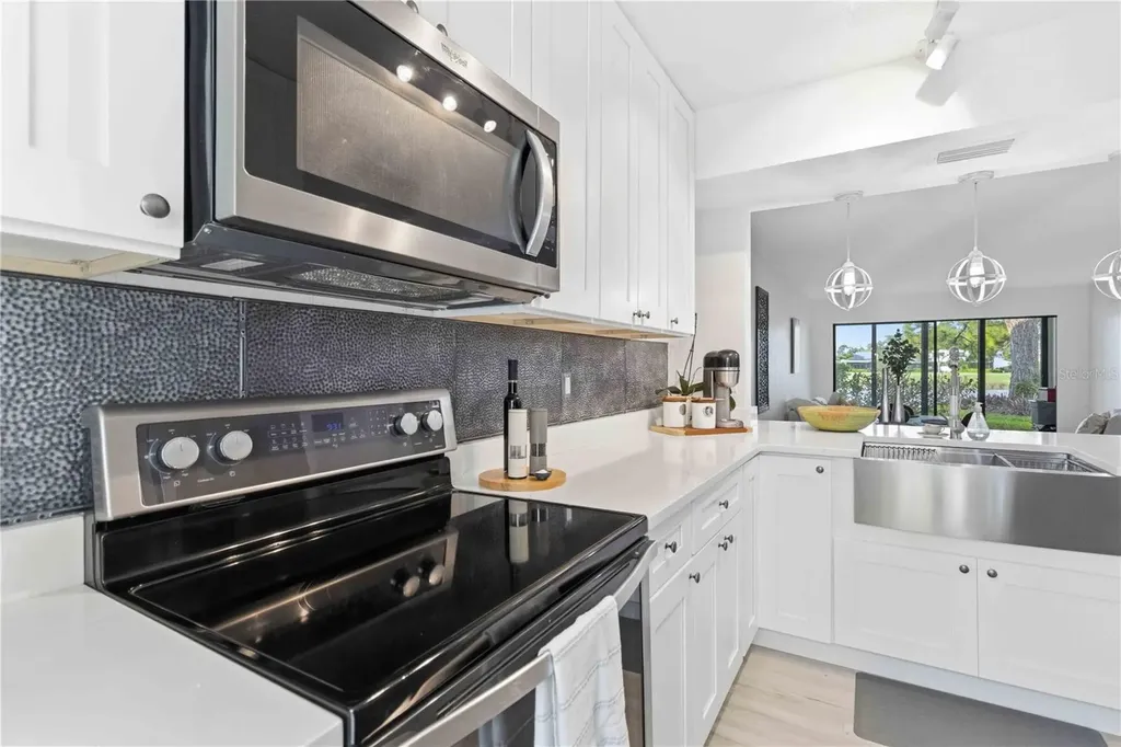 3053 Taywood Meadows Sarasota FL 34235