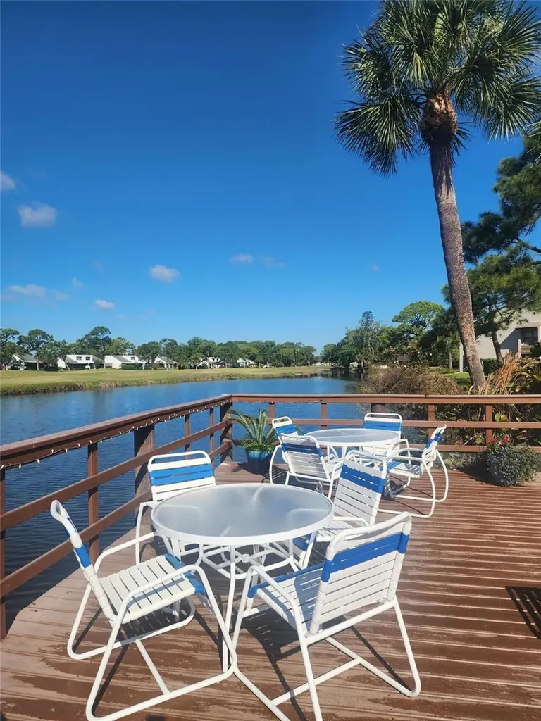3053 Taywood Meadows Sarasota FL 34235
