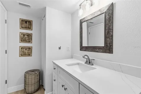 3053 Taywood Meadows Sarasota FL 34235