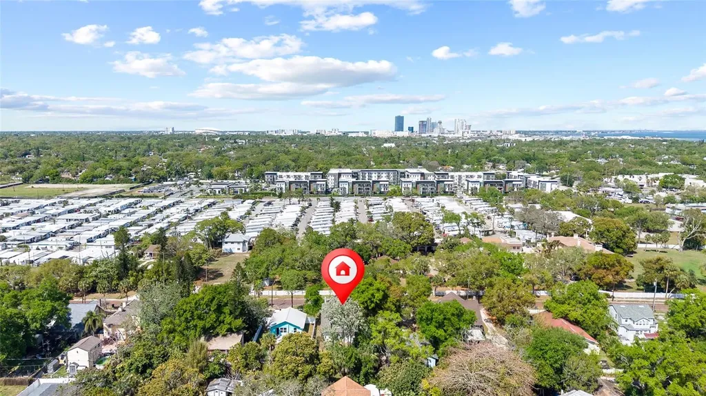 718 34th Avenue S St Petersburg FL 33705