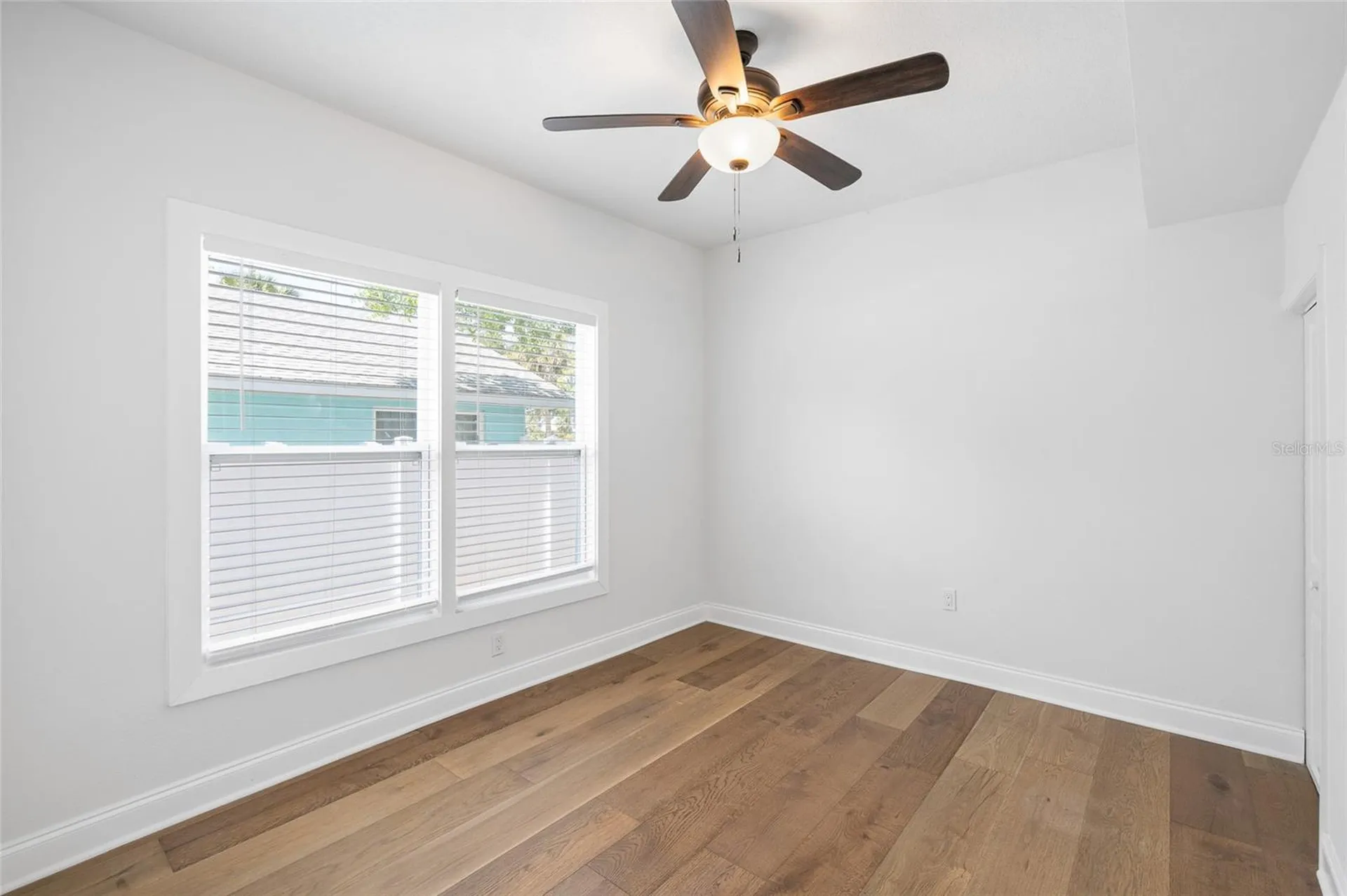 718 34th Avenue S St Petersburg FL 33705