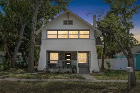 718 34th Avenue S St Petersburg FL 33705