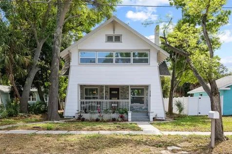 718 34th Avenue S St Petersburg FL 33705