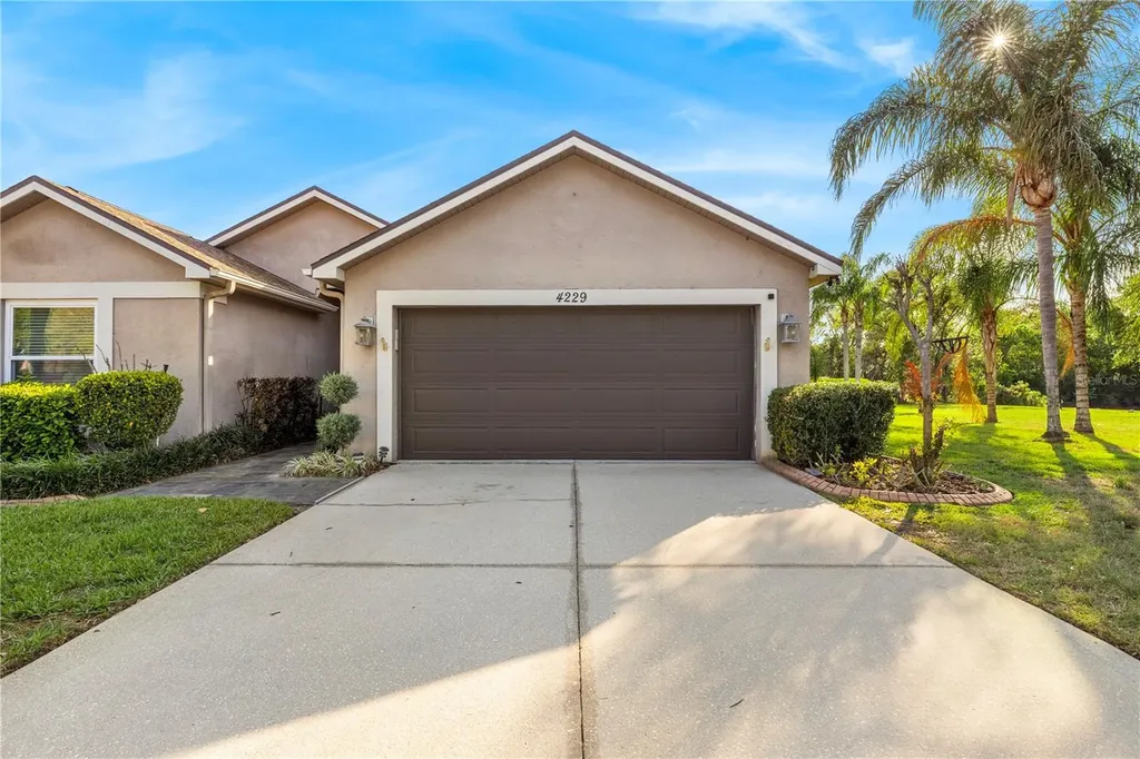 4229 Barret Avenue Plant City FL 33566