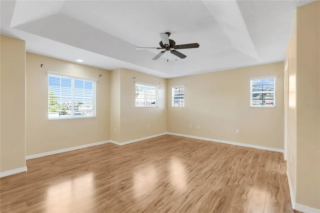 413 Split Oak Court Eustis FL 32736
