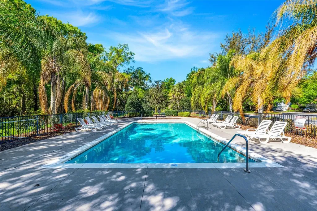 413 Split Oak Court Eustis FL 32736