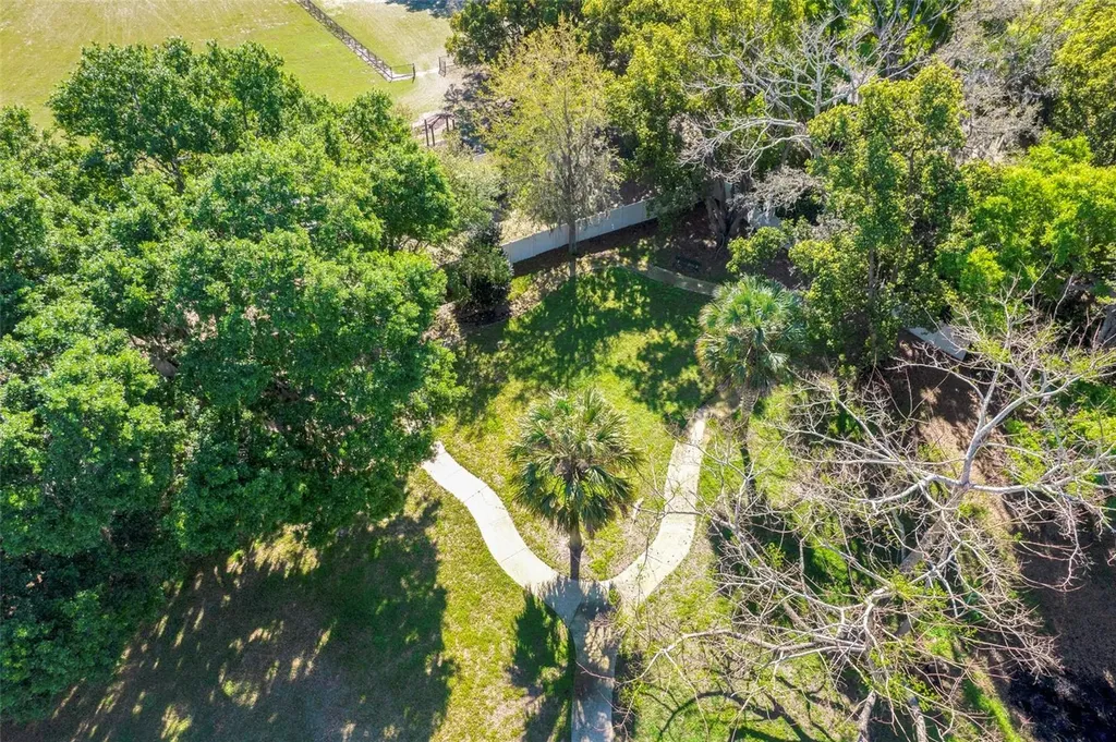 413 Split Oak Court Eustis FL 32736