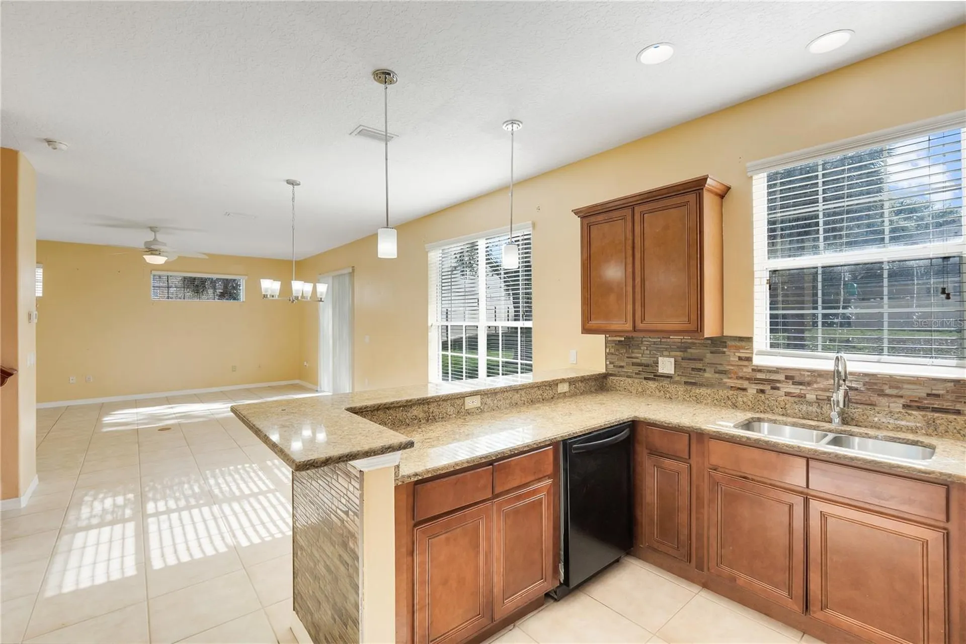 413 Split Oak Court Eustis FL 32736