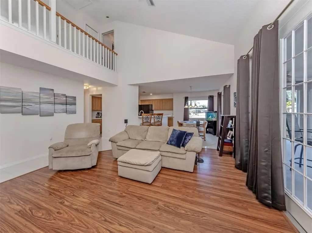 897 Colonial Road Venice FL 34293