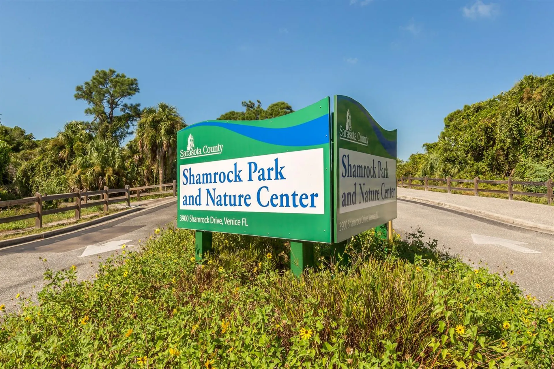 897 Colonial Road Venice FL 34293