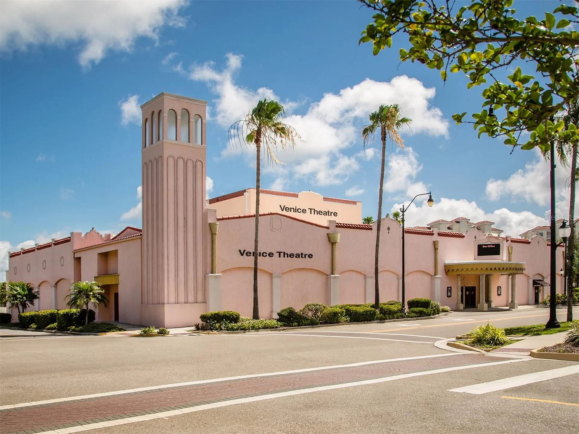 897 Colonial Road Venice FL 34293