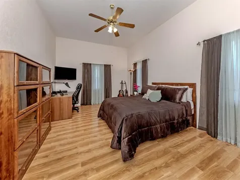 897 Colonial Road Venice FL 34293