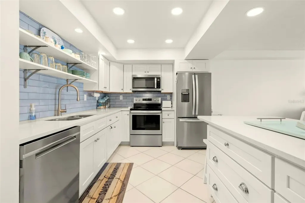 1848 Shore Drive S South Pasadena FL 33707
