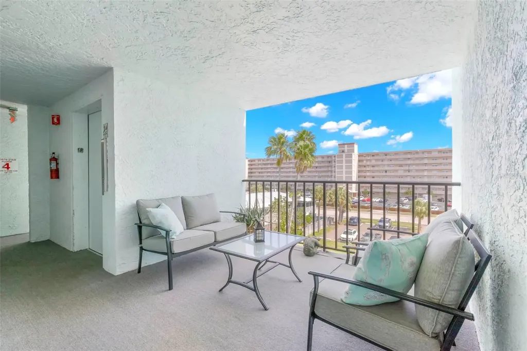 1848 Shore Drive S South Pasadena FL 33707