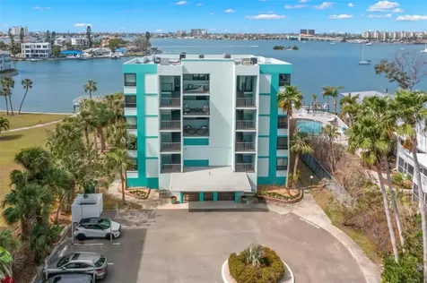 1848 Shore Drive S South Pasadena FL 33707